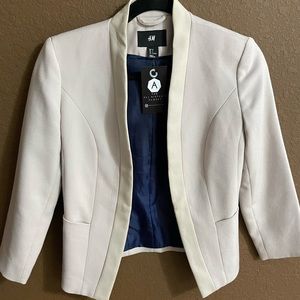 H&M beige blazer